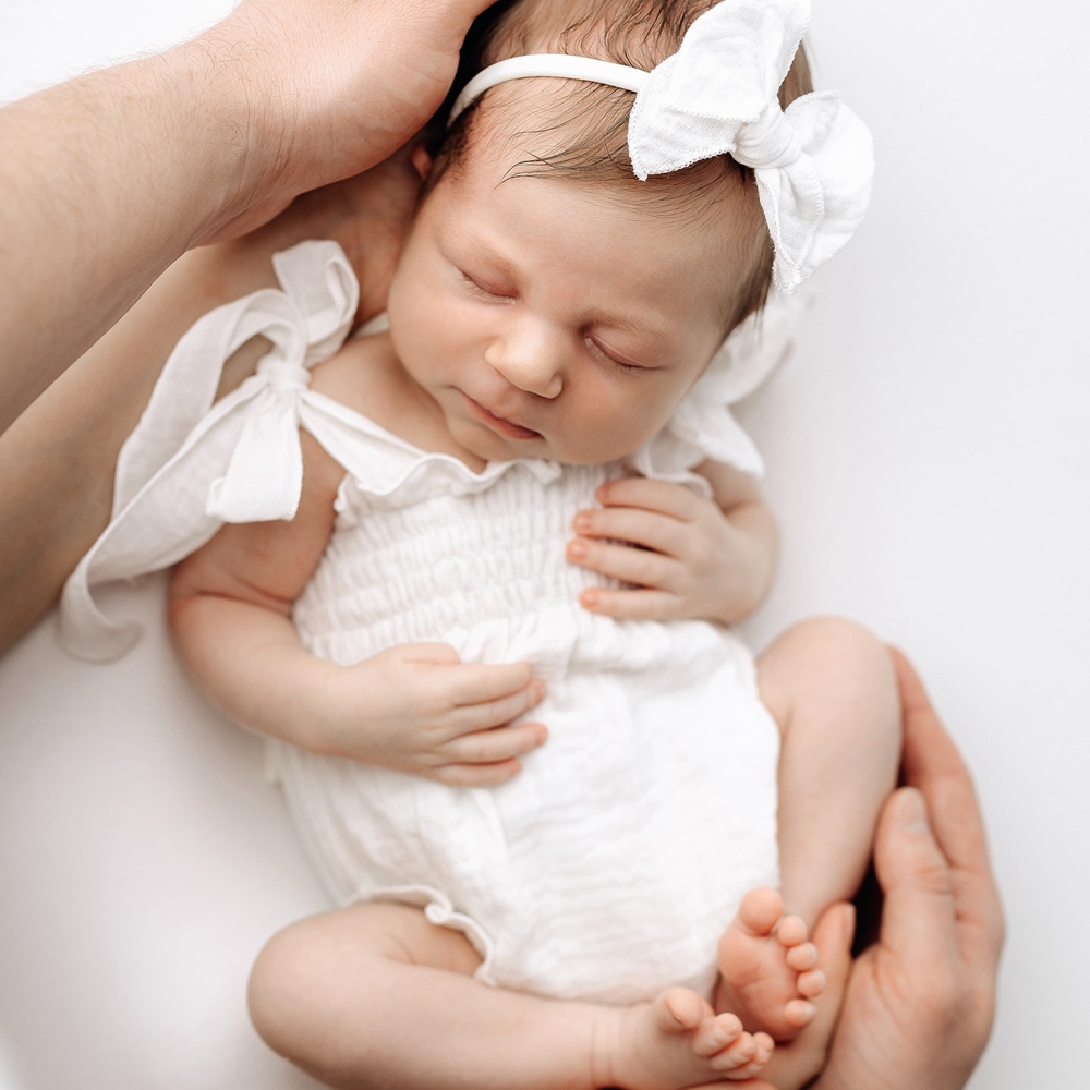 Baby Clothing Onesies - ソフト新生児写真撮影小道具白モスリンフリルロンパースベビー写真撮影衣装幼児ノースリーブタイストラップコスチューム