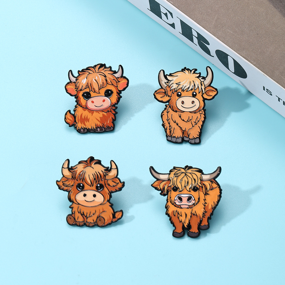 漫画風牛エナメルブローチ ラペルピン かわいいユニークなヤク - Baby Clothing Unique のレビューと価格
